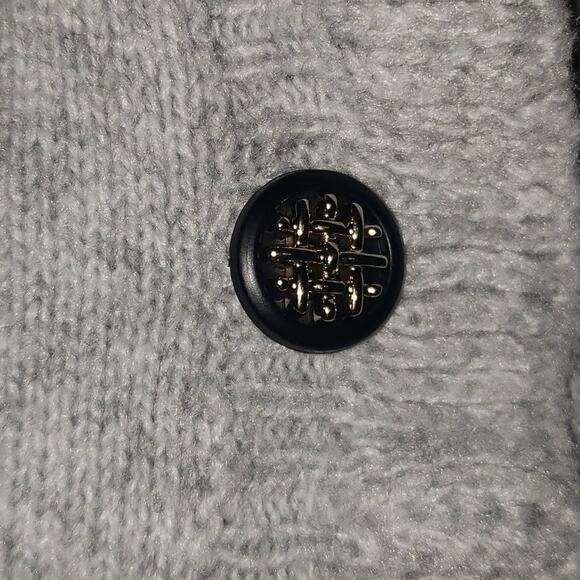 Vintage Gray Acrylic Cardigan Womens Medium Shank Buttons Ruffle Trim - Picture 3 of 8